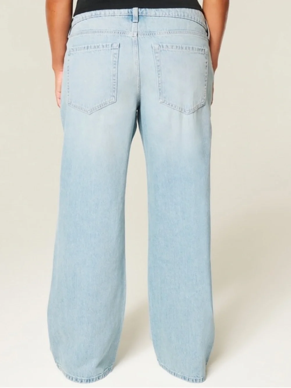 Hollister Low Rise Baggy Wide Leg Jeans Light Wash Denim - Picture 2 of 6